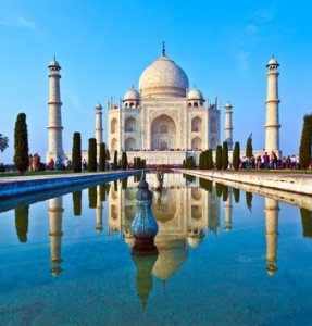 Le célèbre Taj Mahal en Inde, un des plus fameux mausolée