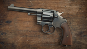 pistolet colt